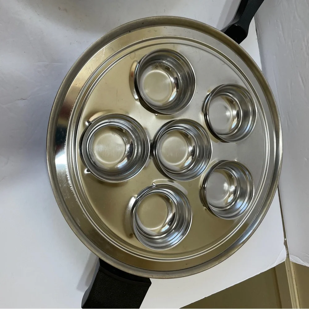 VINTAGE NEW ERA STAINLESS‎ STEEL SKILLET WITH LID AND EGG POACHER